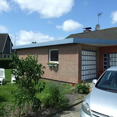 Ferienhaus Dat Luettje Huus 프리드릭스코오크-슈피츠